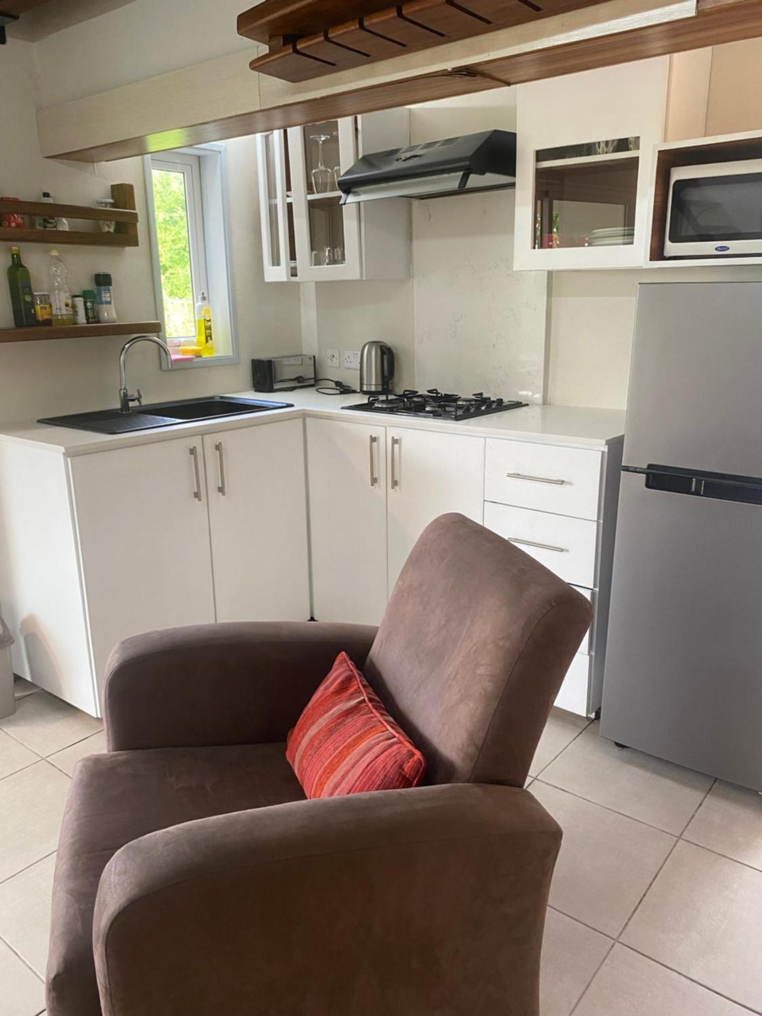 Le Colonial Cocoon Apartement 2 La Gaulette Εξωτερικό φωτογραφία